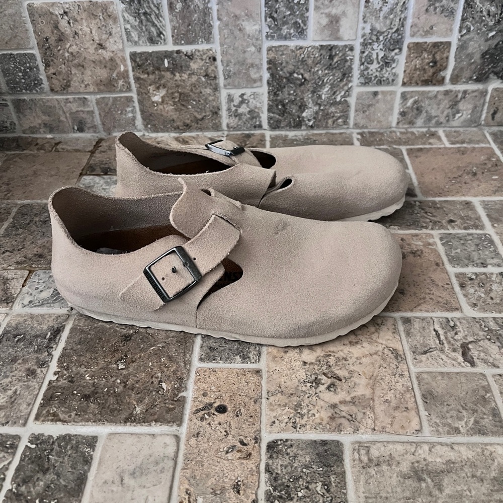 Birkenstock London Men's Light Beige Suede Loafers